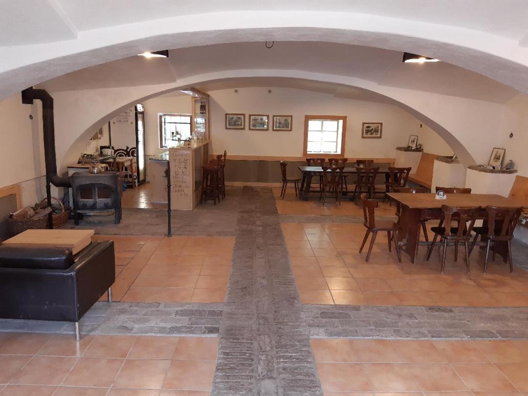 Staj Zaksin - Spejchar Apartment Duba Bagian luar foto